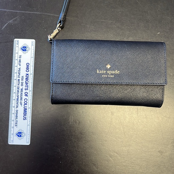 kate spade New York hold the phone Black Wristlet. NEW WITH TAGS. #8ARU1978 - Picture 11 of 11
